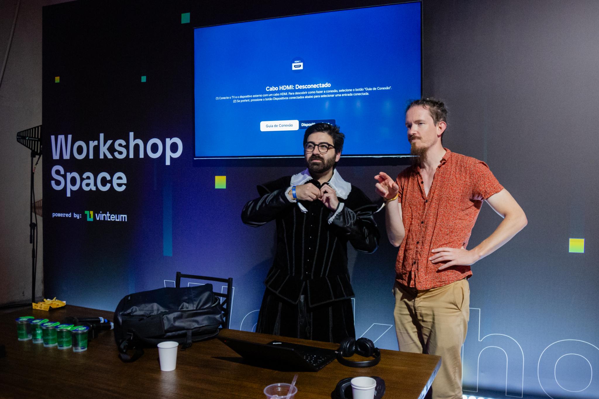 Alex Gleason with workshop attendee at SatsConf Brazil, November 2025